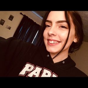 Meet your Posher, Savannah